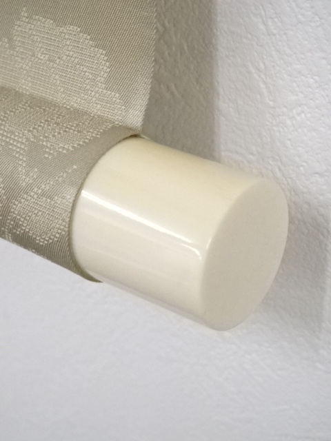 西村五雲筆 椿小禽図 肉筆絹本掛軸（西村卓三箱書・二重箱